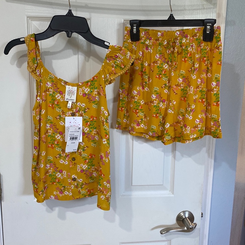 Self Esteem short set size 10 NWT